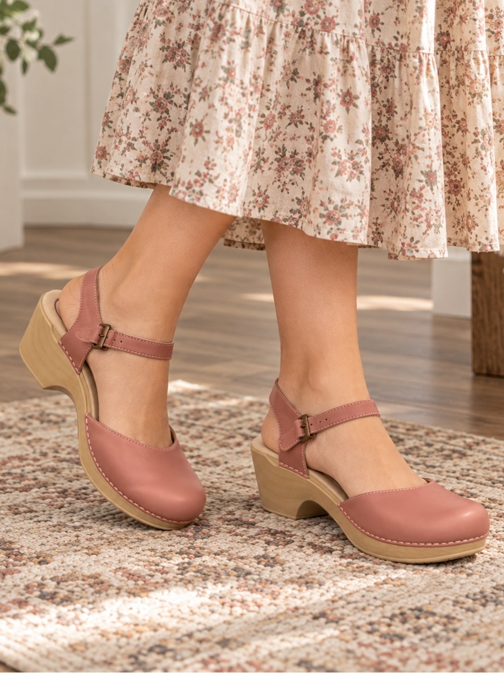 NIB Dansko Sam Petal 41 10.5-11 Women Dusty Rose Calf Leather Slingback Clogs